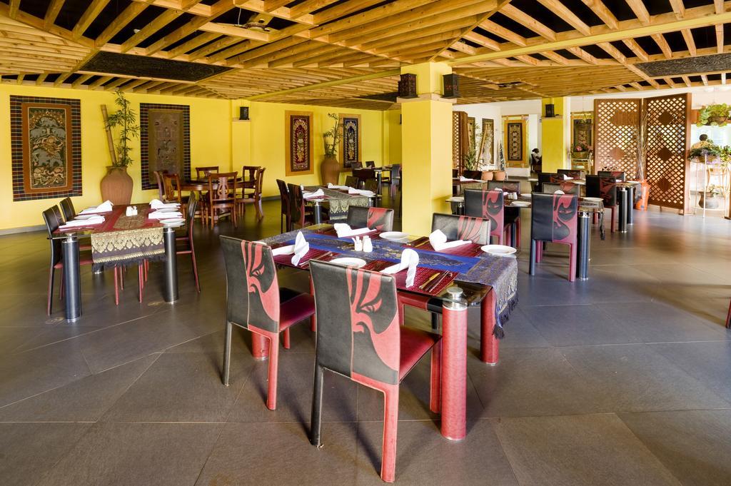 Metropole Hotel Καμπάλα Εξωτερικό φωτογραφία