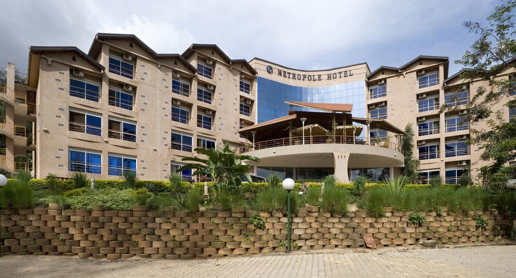 Metropole Hotel Καμπάλα Εξωτερικό φωτογραφία