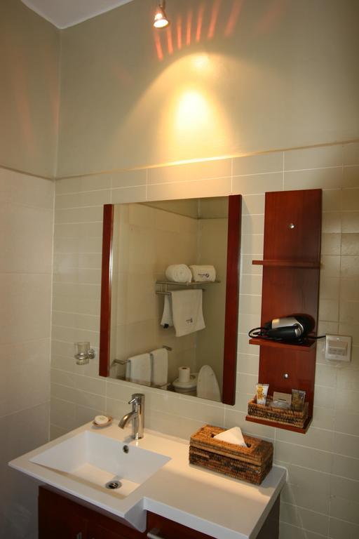 Metropole Hotel Καμπάλα Δωμάτιο φωτογραφία