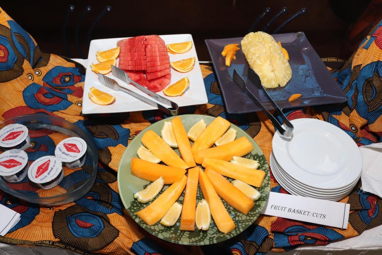Metropole Hotel Καμπάλα Εξωτερικό φωτογραφία