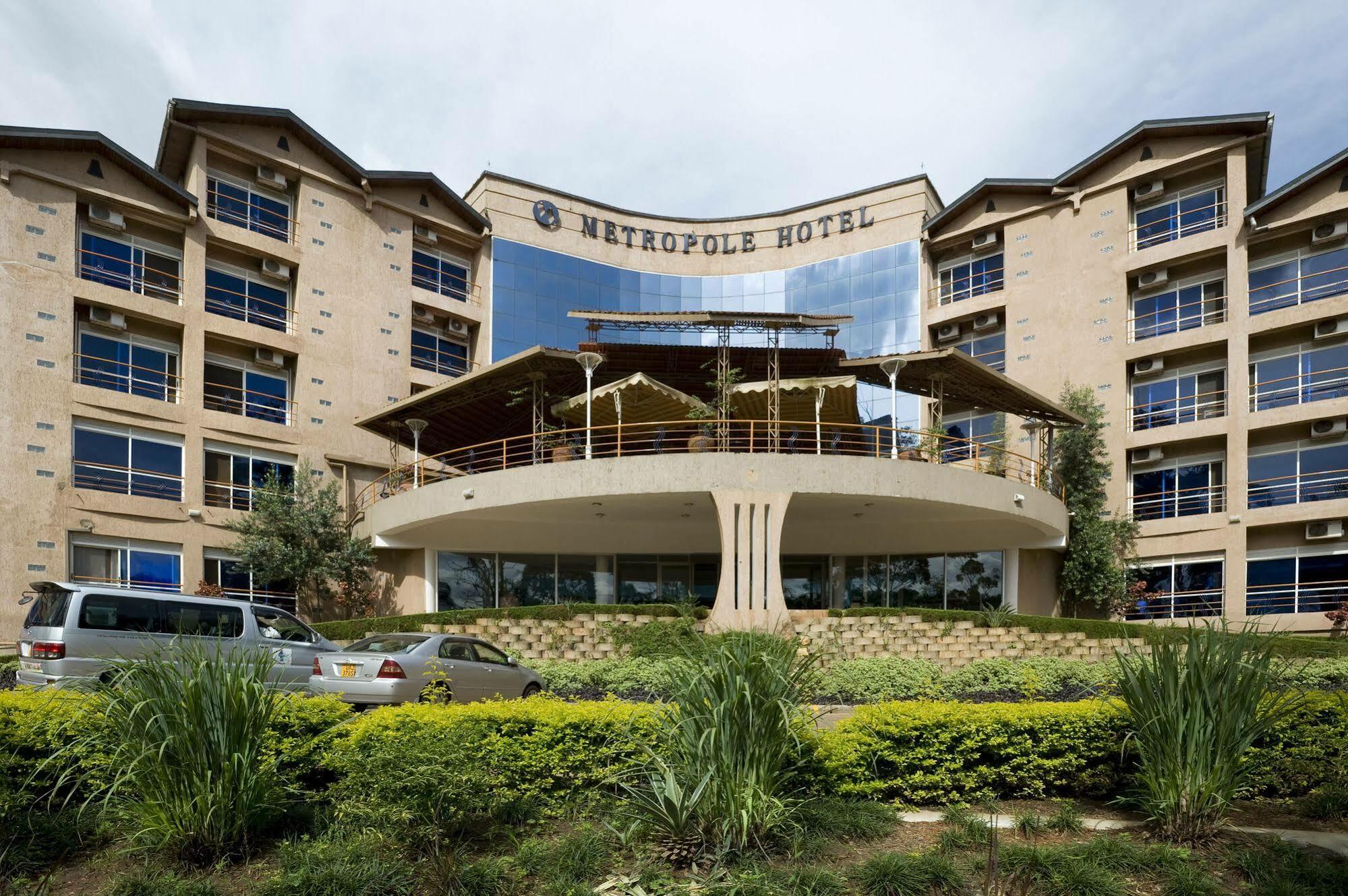 Metropole Hotel Καμπάλα Εξωτερικό φωτογραφία